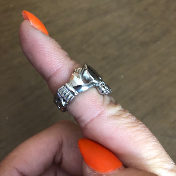 Claddagh Ring. Size 6 - Picture 4 of 5